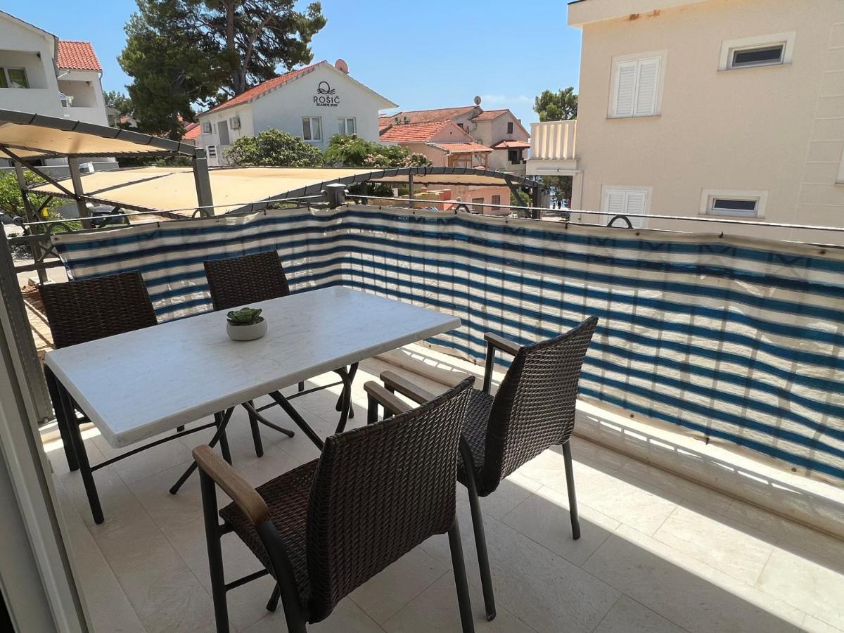Ana Exclusive Apartments Jelsa  Exteriör bild
